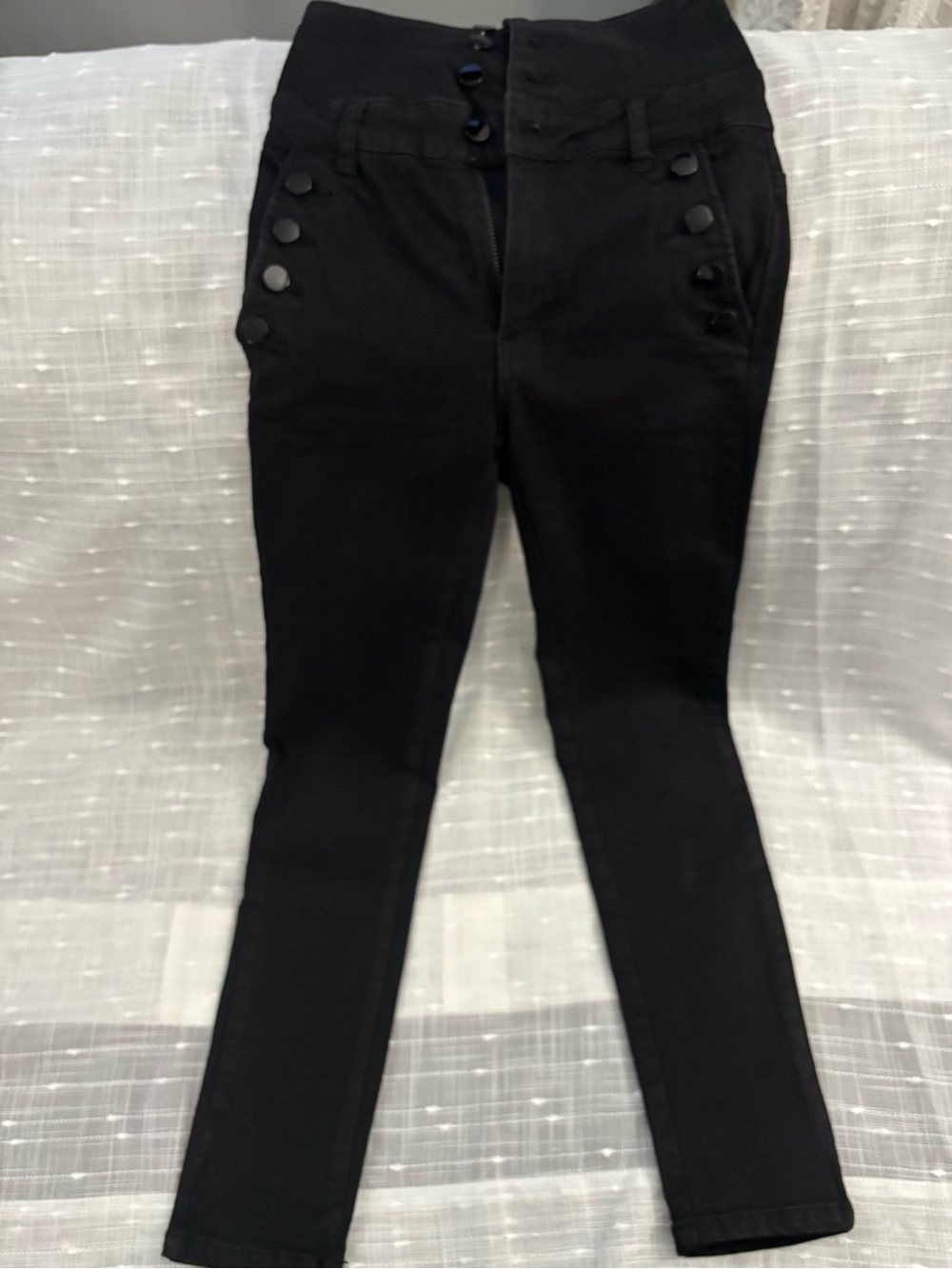 Black High-Waist Skinny Jeans with Button Accent